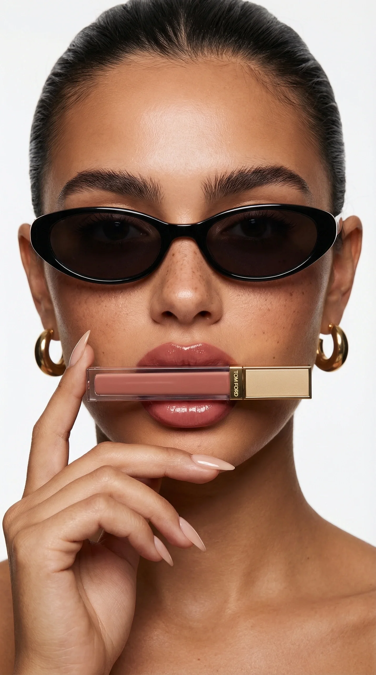 Beauty campaign: Put your product in the picture.